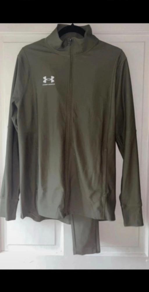  — men’s under armour tracksuit