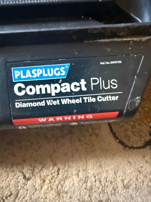  — Tile cutter
