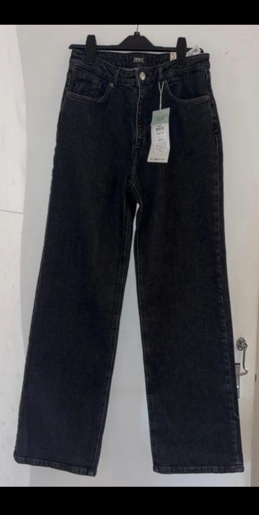  — women’s jeans