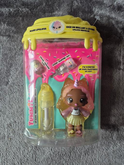  — new YummiLand Lip Gloss Doll