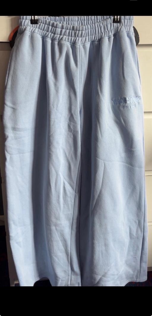  — wide leg joggers