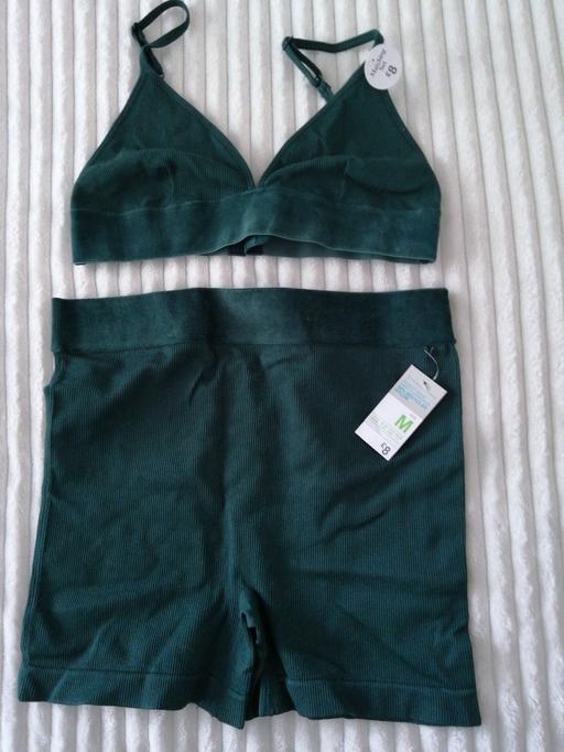  — ladies size *12 /14*