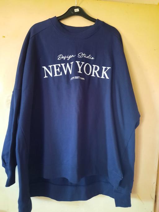  — sweatshirt