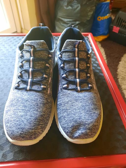  — ladies trainers