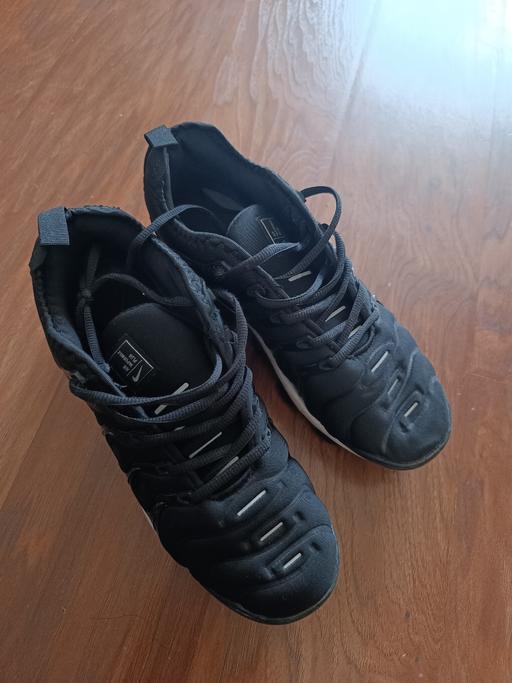  — Mens shoes / trainers 8.5 