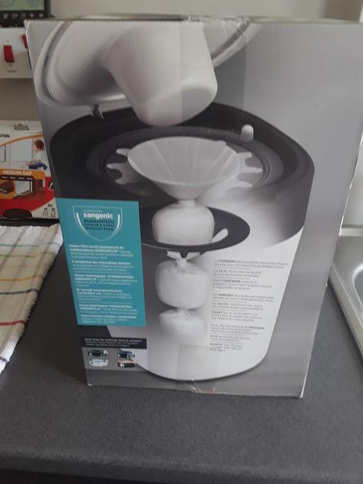  — Tommee tippee nappy bin
