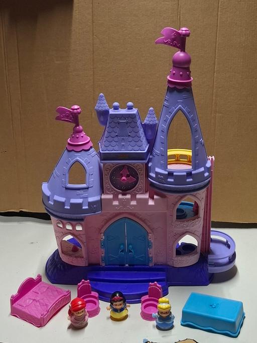  — fisher price little people princess house