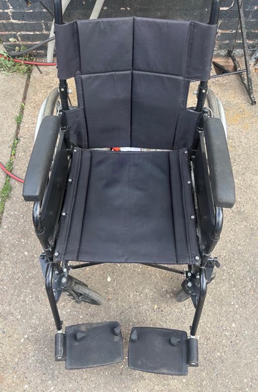  — Wheel chair with pressure cushion