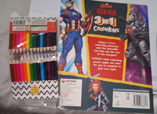  — colouring book +colouring pencils