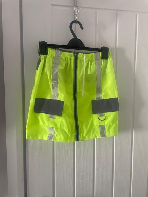  — Green Fluorescent Zip Skirt Size Small (8