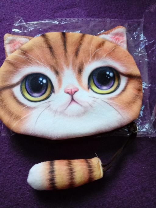  — 8" size cat design make up bag