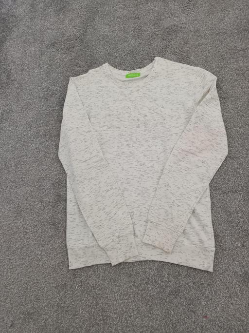  — WHITE BOSS JUMPER