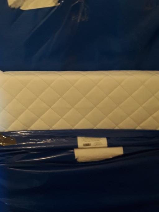  — Travel cot mattress