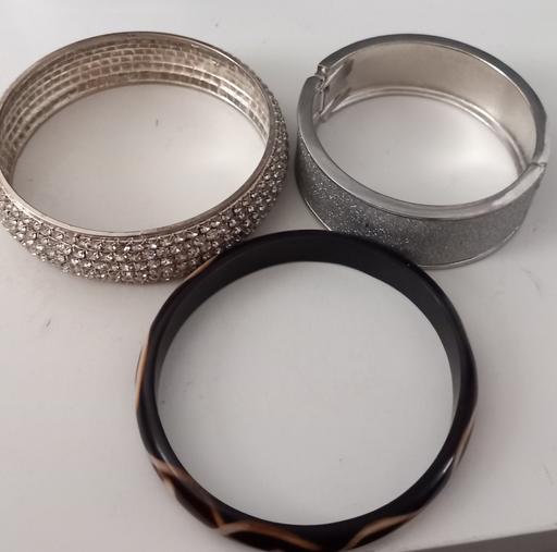  — 3 Beautiful costume jewellery bangles