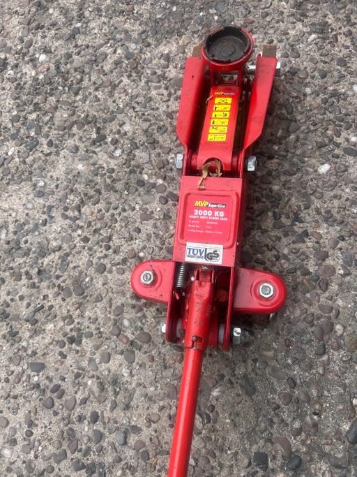  — Trolley jack
