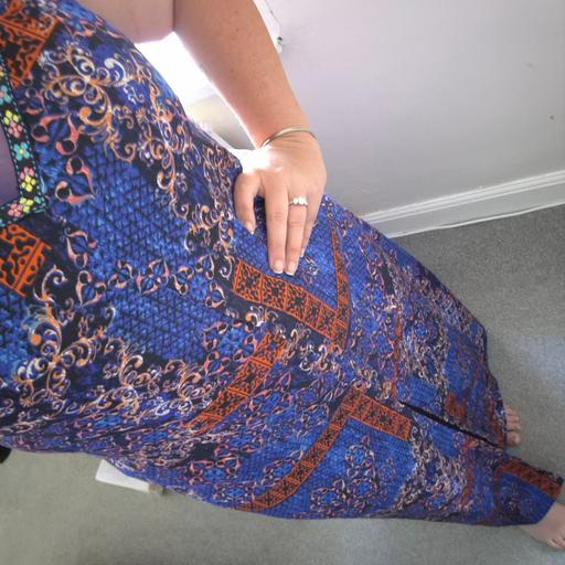  — maxi dress UK 14