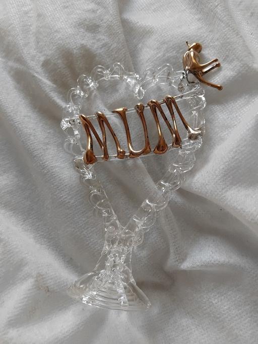  — mum artifical ornament