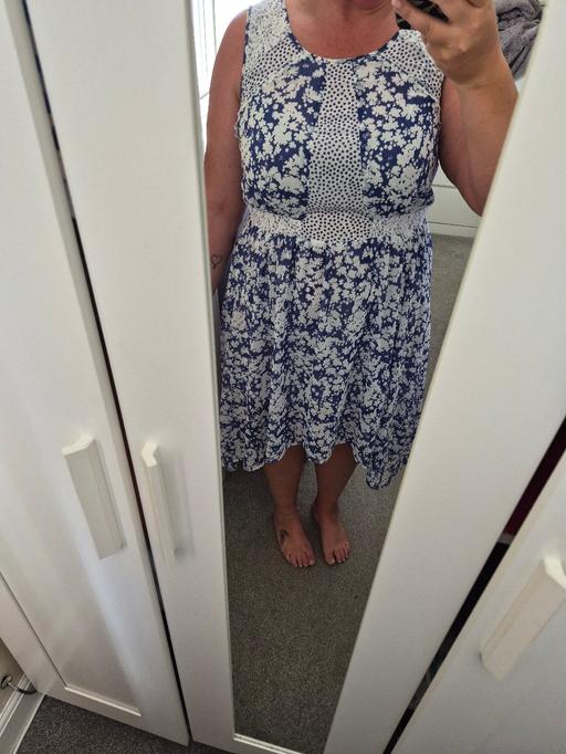  — redherring dress UK 14