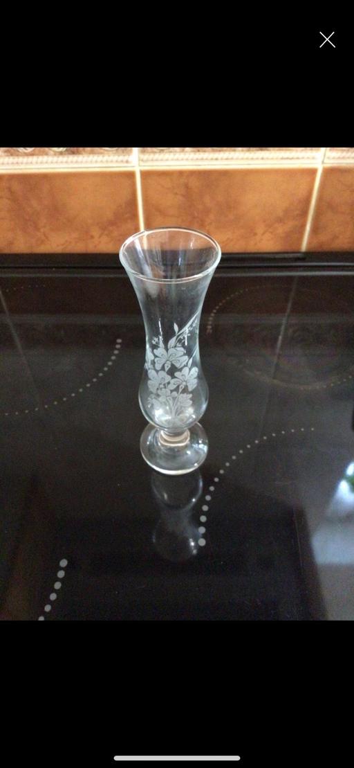  — Small glass vase