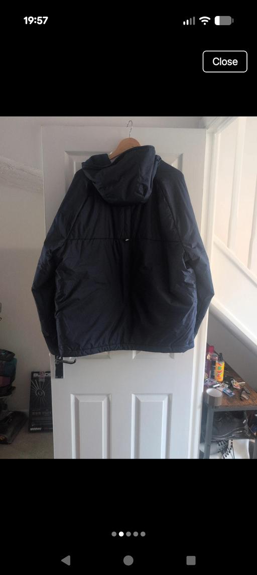  — Nike coat