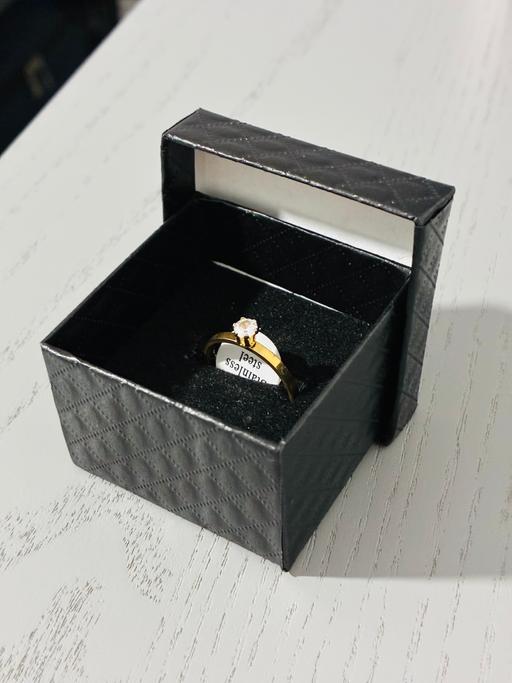 — Stainless steel gold ring (size 18)