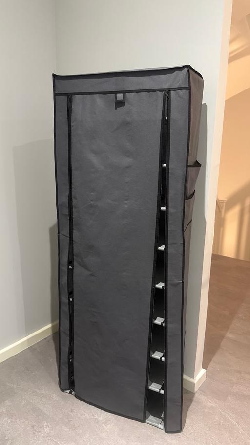  — Shoe Rack