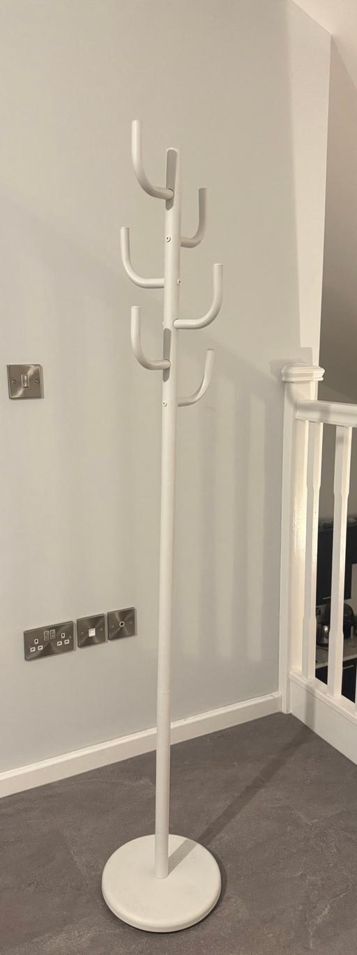  — Coat Stand