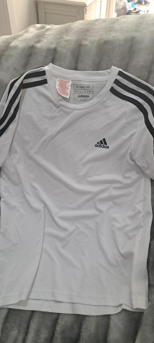  — Adidas Top Age 9-10