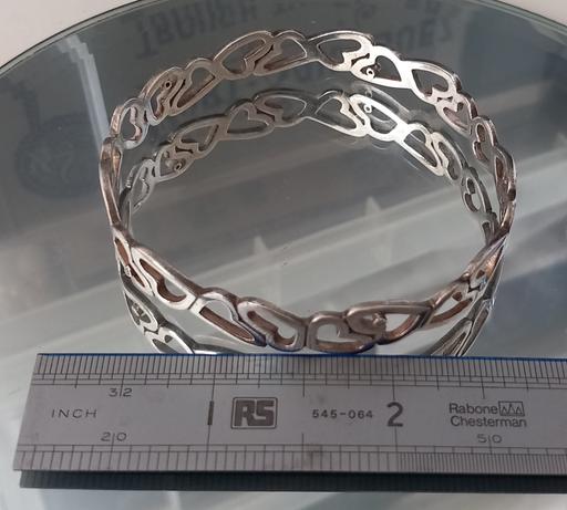  — vintage sterling silver hearts bangle