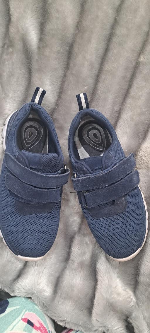 — Pavers Trainers Size 3