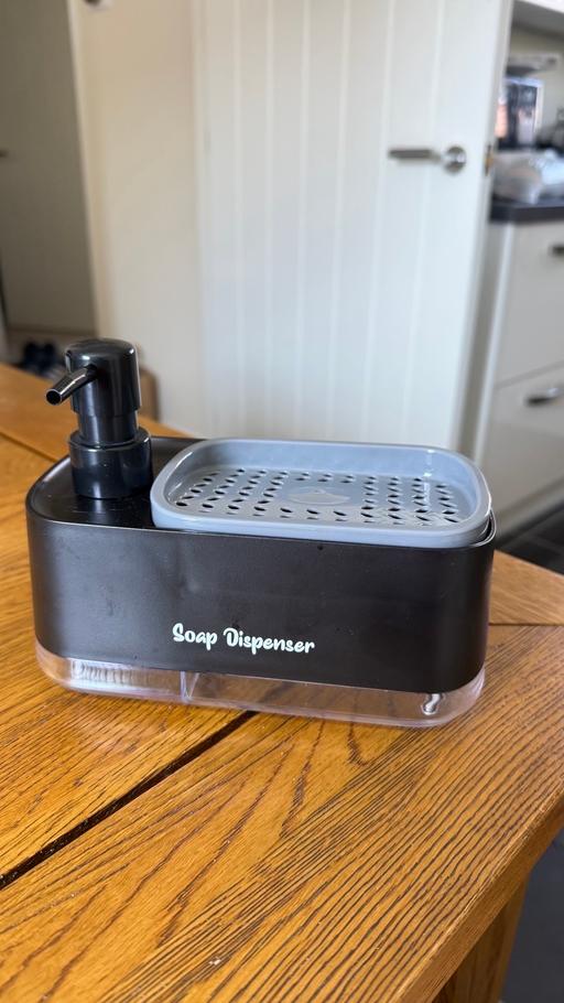  — Hand-wash and washing liquid dispenser