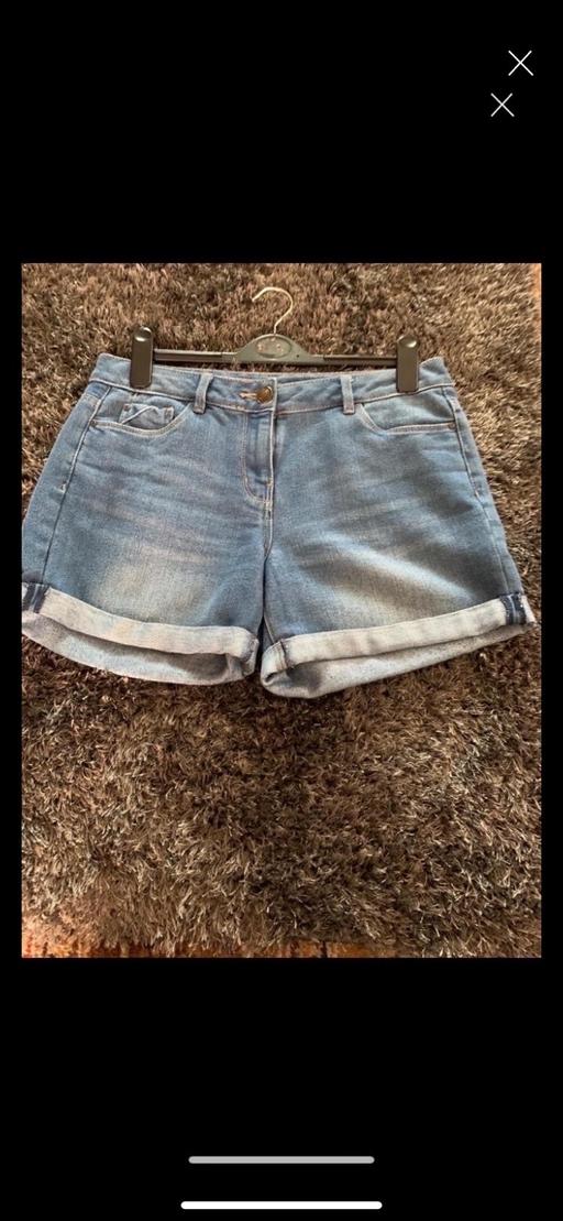  — Denim shorts
