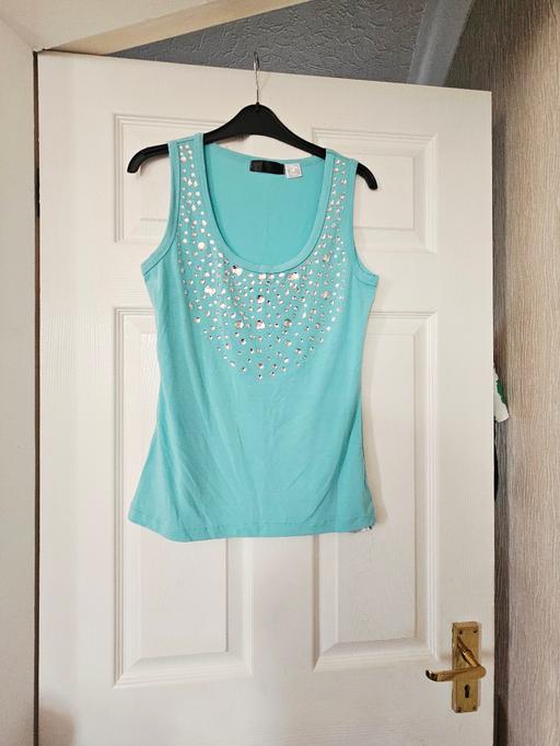  — Gorgeous jewel style top, size 12..NEW