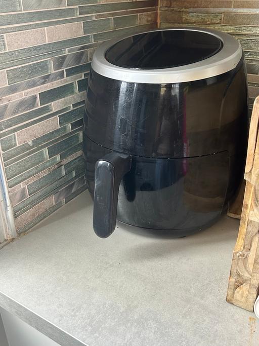 — Air fryer collection Oldbury