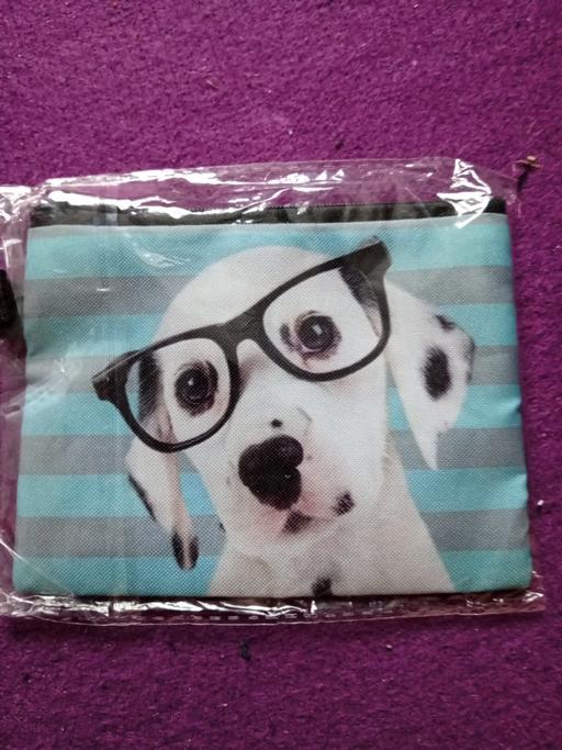  — brand new make up bag