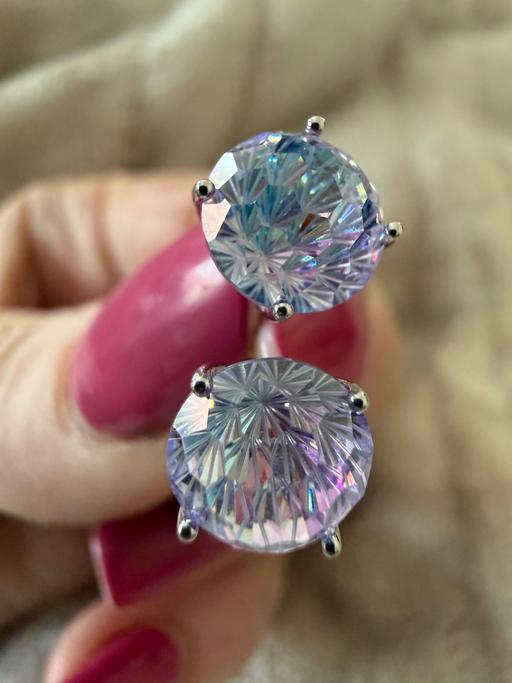  — Diamond cut sterling silver earrings
