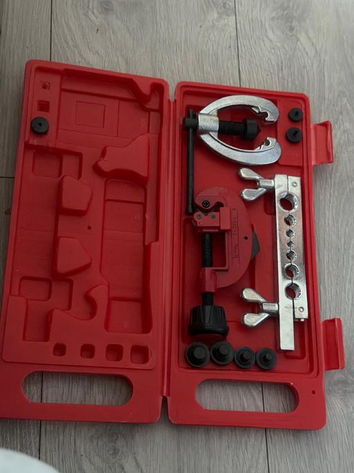  — Brake Pipe Flaring Tool Kit with Tube Cutter