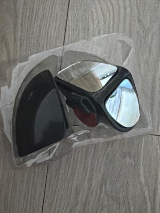  — Universal Blind Spot Mirror