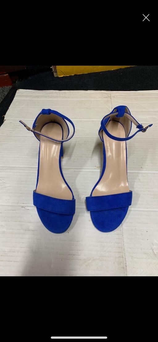  — Ladies shoes