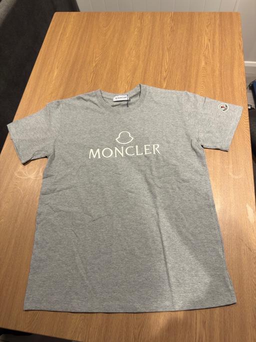  — Moncler t shirt men’s size medium