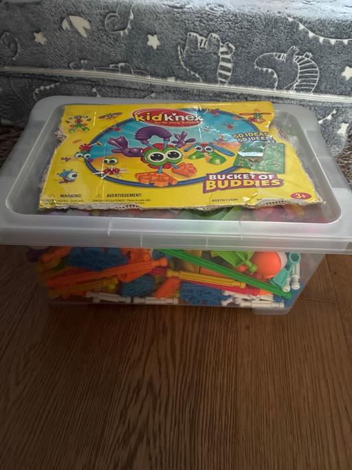  — Box of kid k’nex