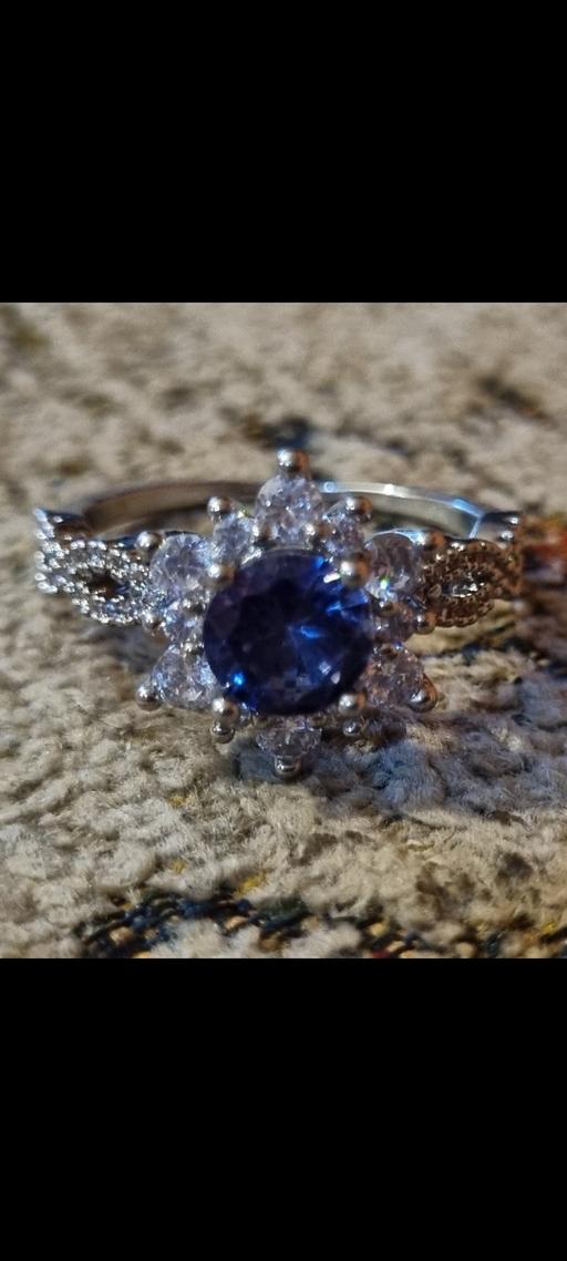  — womens ring