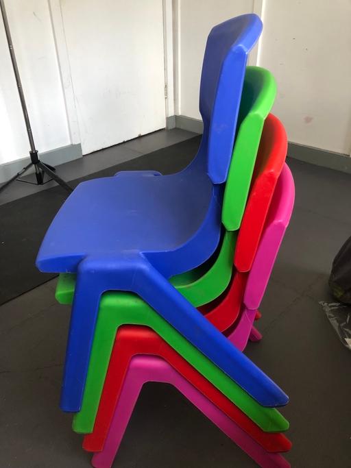  — Kids stackable plastic chairs
