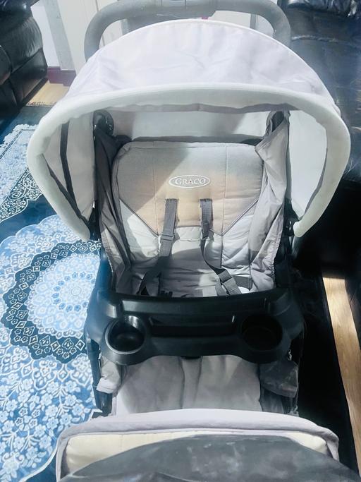  — Double pram