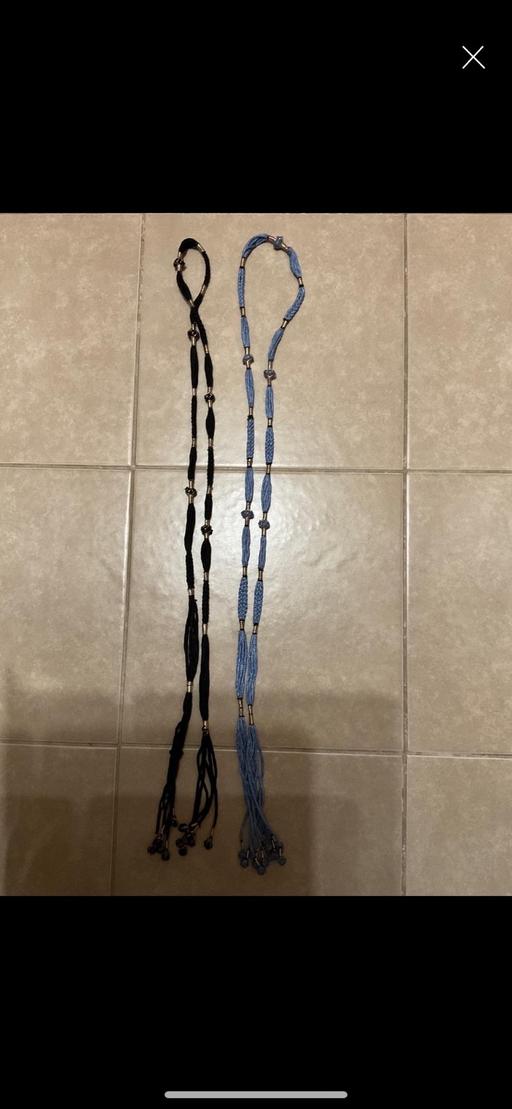  — Ladies fashion belts