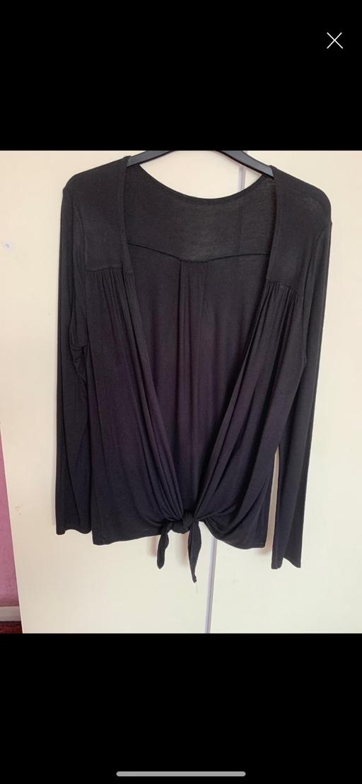  — Ladies lightweight cardigan