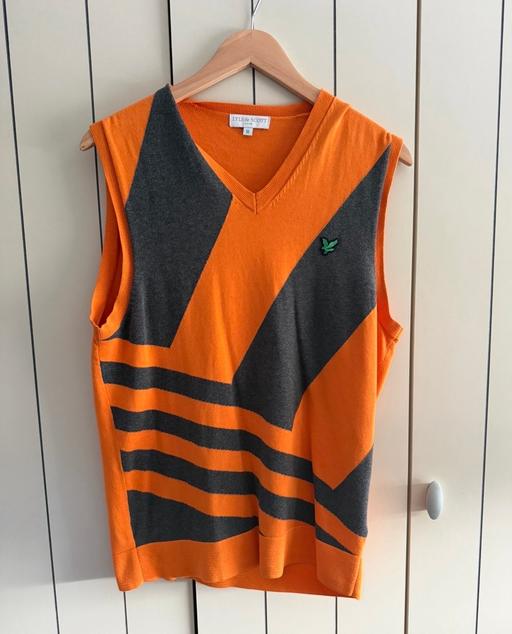  — LYLE AND SCOTT ORANGE GOLF JUMPER (M)