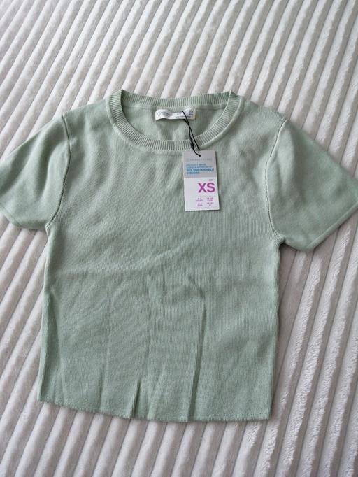  — ladies size *6/8*