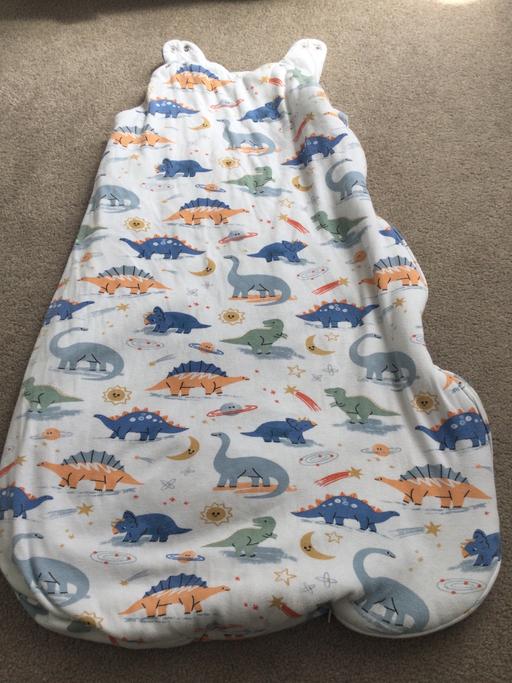  — 18/36 sleeping bag.*