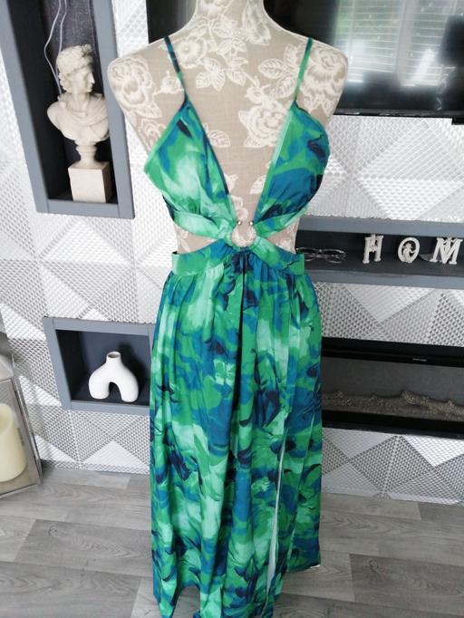  — ladies dress size *M* (Slit at side)